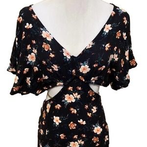American Eagle Women’s Floral Open Back Dress Size Medium​​